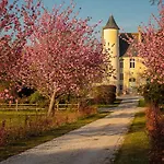 Hébergement de vacances Chateau De *