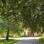 Chateau De Hébergement de vacances *