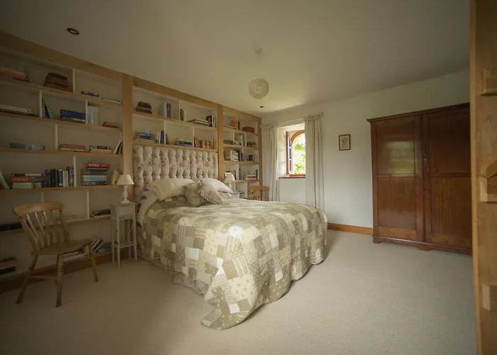 Chateau De Monfréville