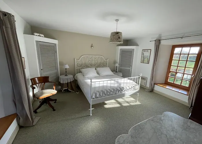 Chateau De Monfréville