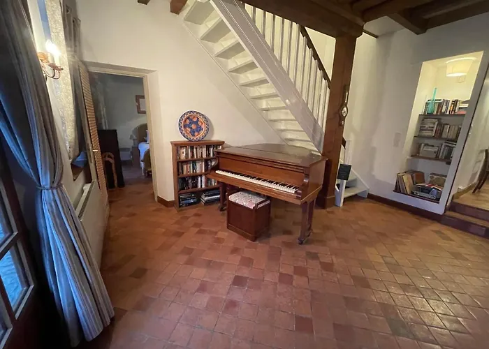 Hébergement de vacances Chateau De Monfréville