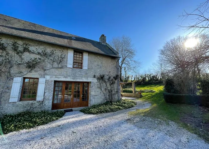 Hébergement de vacances Chateau De *