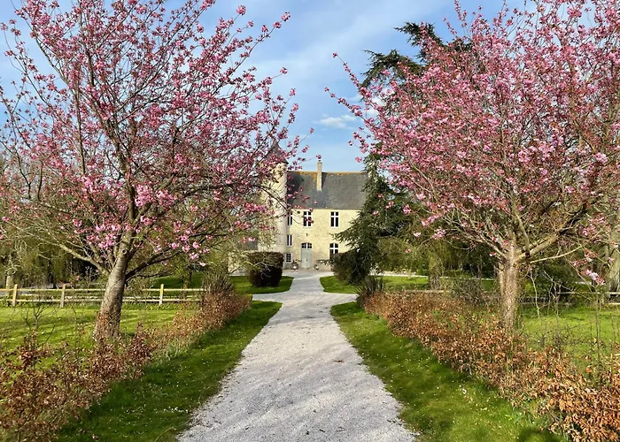 Hébergement de vacances Chateau De *
