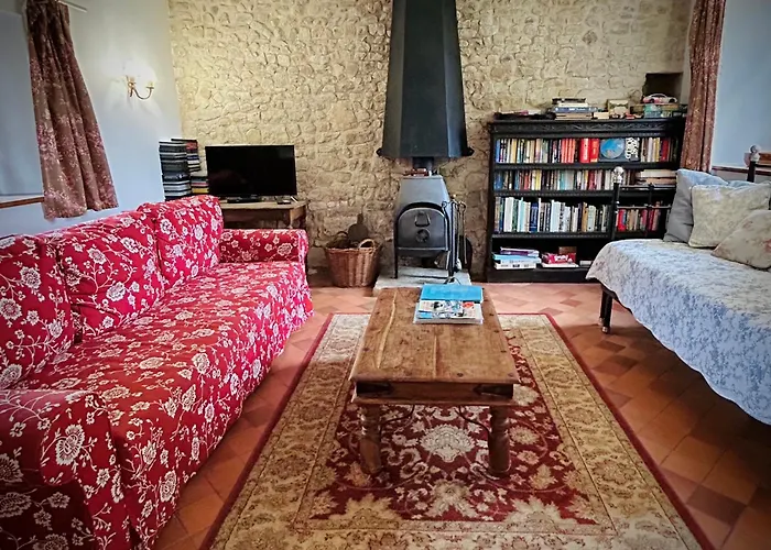 Hébergement de vacances Chateau De *