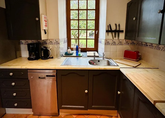 Chateau De Hébergement de vacances Monfréville